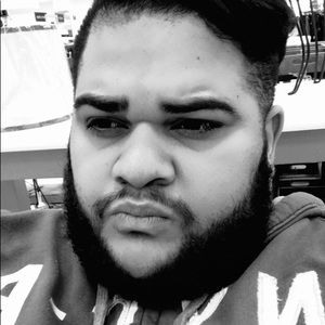 Meet your Posher, Jonathan